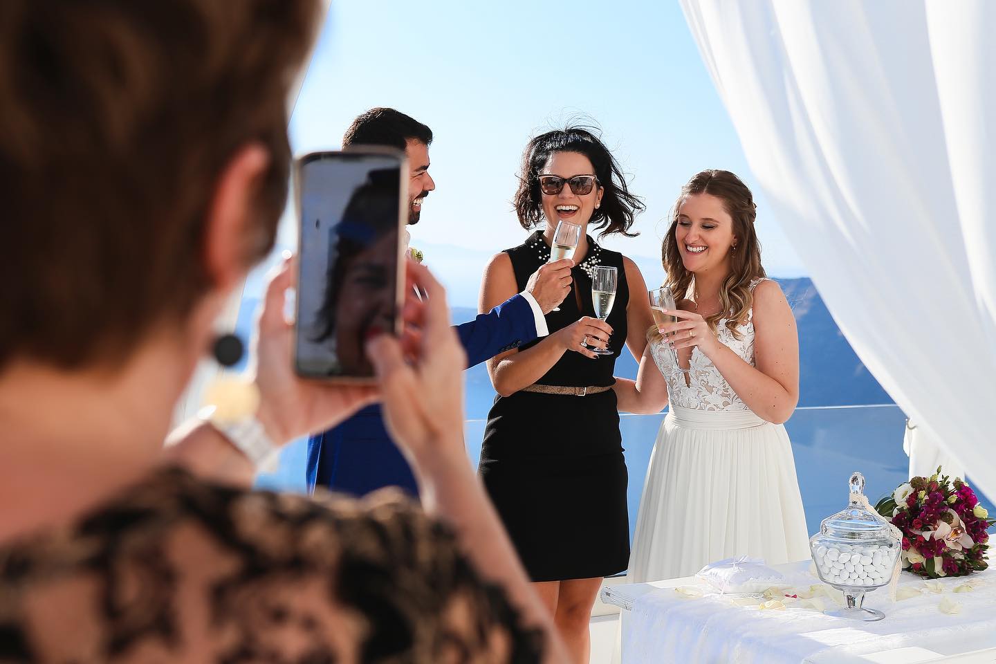 CASAMENTO EM SANTORINI: noivas e wedding planners